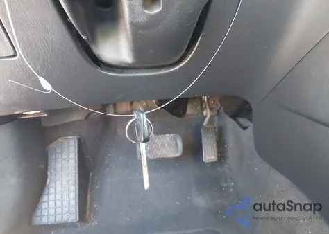 2006 Pontiac Vibe from USA, damaged, VIN 5Y2SL65856Z431990